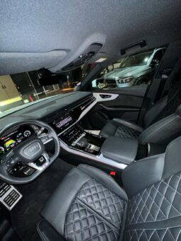 
										AUDI Q8 55 TFSIe S Line Plus full									