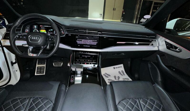 
								AUDI Q8 55 TFSIe S Line Plus full									