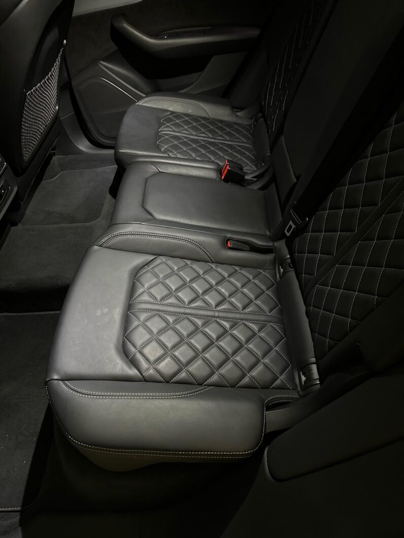 
								AUDI Q8 55 TFSIe S Line Plus full									