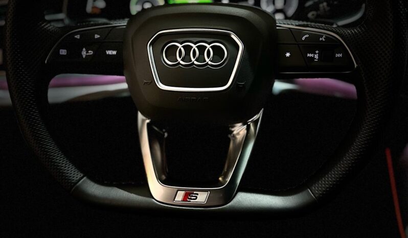 
								AUDI Q8 55 TFSIe S Line Plus full									