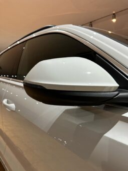 
										AUDI Q8 55 TFSIe S Line Plus full									