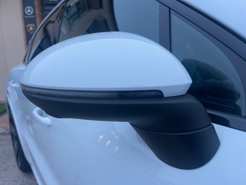 
								PORSCHE CAYENNE COUPÉ E HYBRIDO PLATINUM EDITION full									