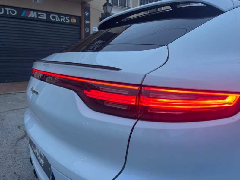 
								PORSCHE CAYENNE COUPÉ E HYBRIDO PLATINUM EDITION full									