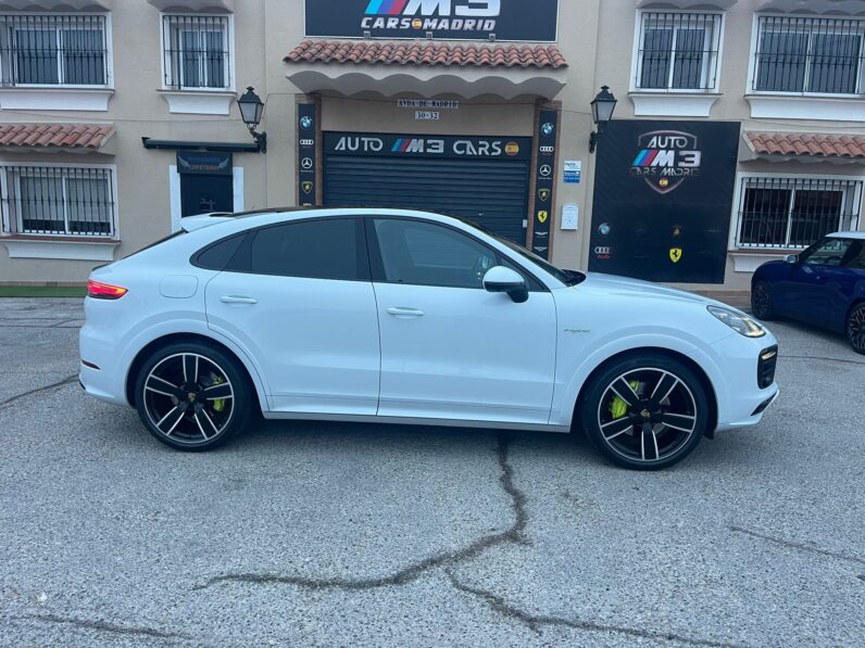 
								PORSCHE CAYENNE COUPÉ E HYBRIDO PLATINUM EDITION full									