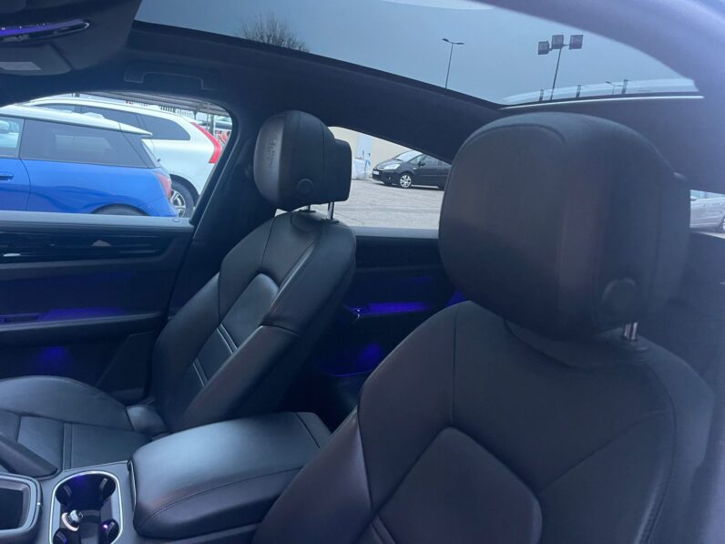 
								PORSCHE CAYENNE COUPÉ E HYBRIDO PLATINUM EDITION full									