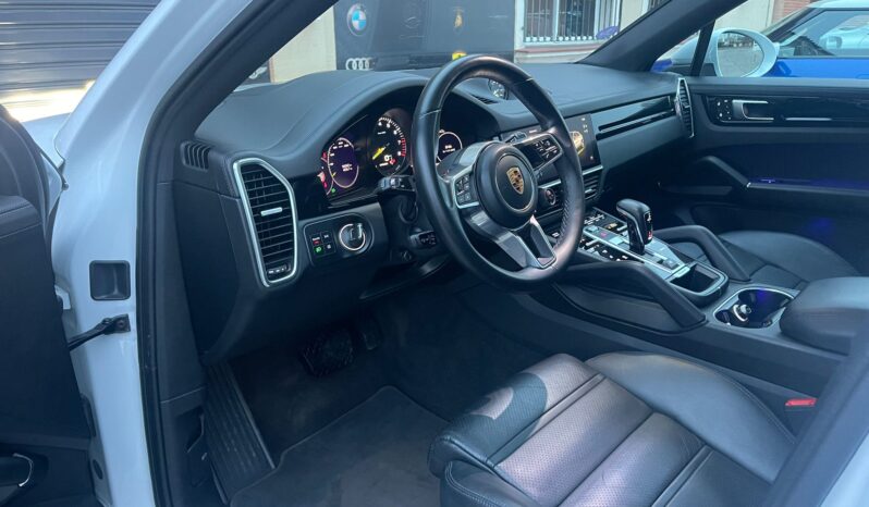 
								PORSCHE CAYENNE COUPÉ E HYBRIDO PLATINUM EDITION full									