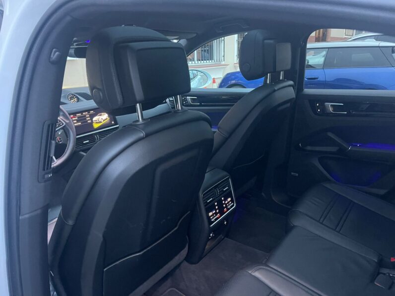 
								PORSCHE CAYENNE COUPÉ E HYBRIDO PLATINUM EDITION full									