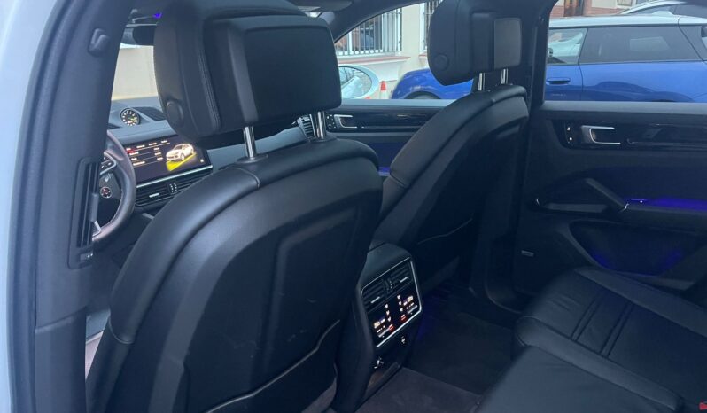 
								PORSCHE CAYENNE COUPÉ E HYBRIDO PLATINUM EDITION full									