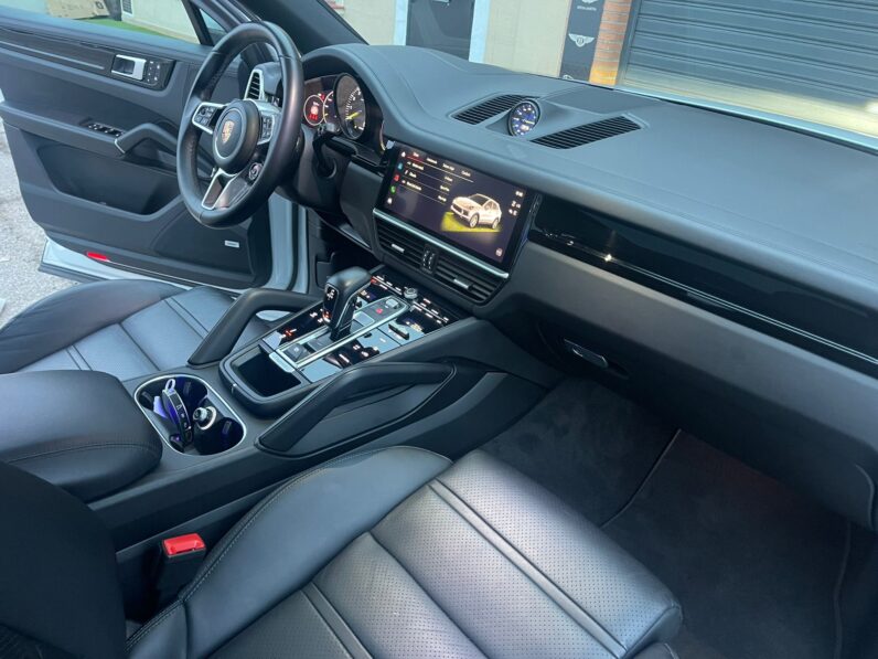 
								PORSCHE CAYENNE COUPÉ E HYBRIDO PLATINUM EDITION full									