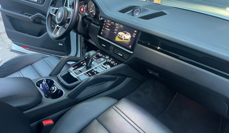 
								PORSCHE CAYENNE COUPÉ E HYBRIDO PLATINUM EDITION full									