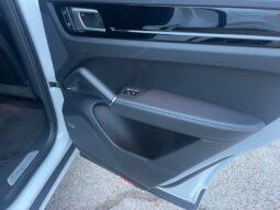 
										PORSCHE CAYENNE COUPÉ E HYBRIDO PLATINUM EDITION full									