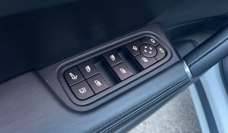 
								PORSCHE CAYENNE COUPÉ E HYBRIDO PLATINUM EDITION full									