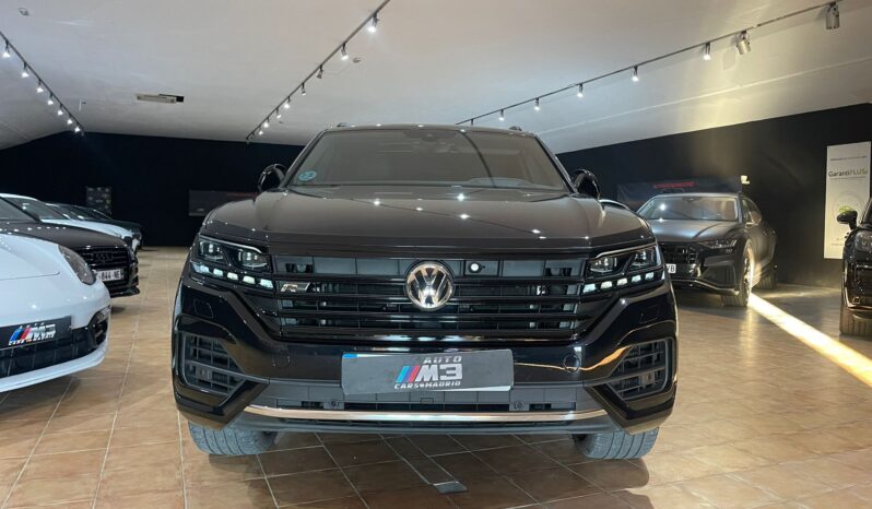 
								VOLKSWAGEN TOUAREG R LINE BLACK EDITION full									