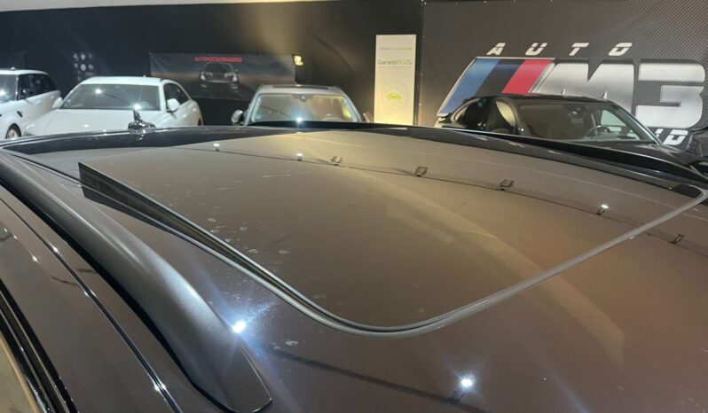 
								VOLKSWAGEN TOUAREG R LINE BLACK EDITION full									