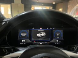 
										VOLKSWAGEN TOUAREG R LINE BLACK EDITION full									