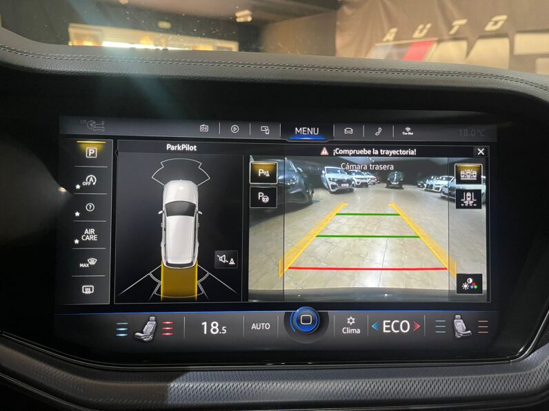 
								VOLKSWAGEN TOUAREG R LINE BLACK EDITION full									