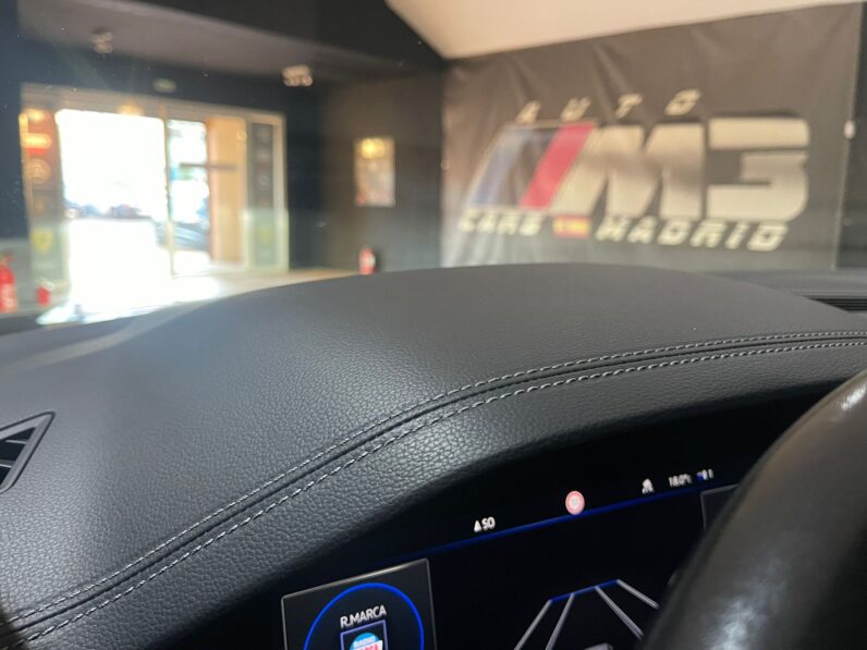 
								VOLKSWAGEN TOUAREG R LINE BLACK EDITION full									