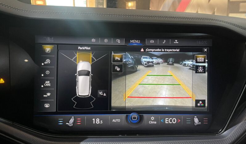 
								VOLKSWAGEN TOUAREG R LINE BLACK EDITION full									