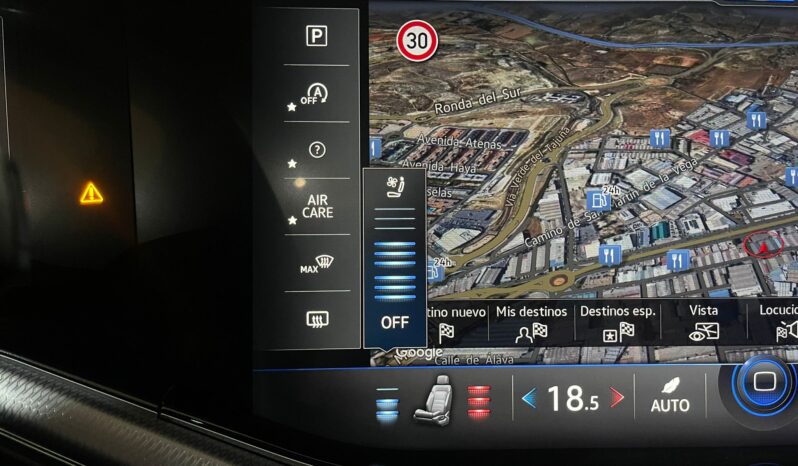 
								VOLKSWAGEN TOUAREG R LINE BLACK EDITION full									