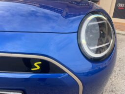 
										MINI COOPER SE full									