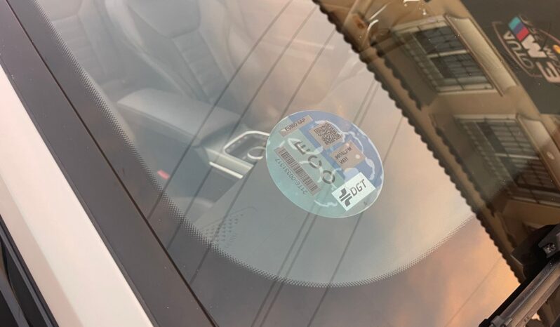 
								BMW 420D 190 CV PAKET M full									