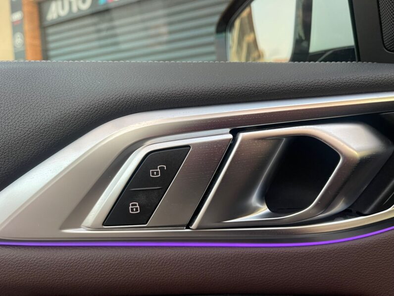 
								BMW 420D 190 CV PAKET M full									