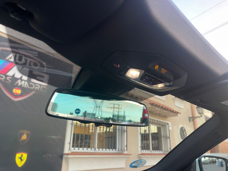 
								BMW 420D 190 CV PAKET M full									