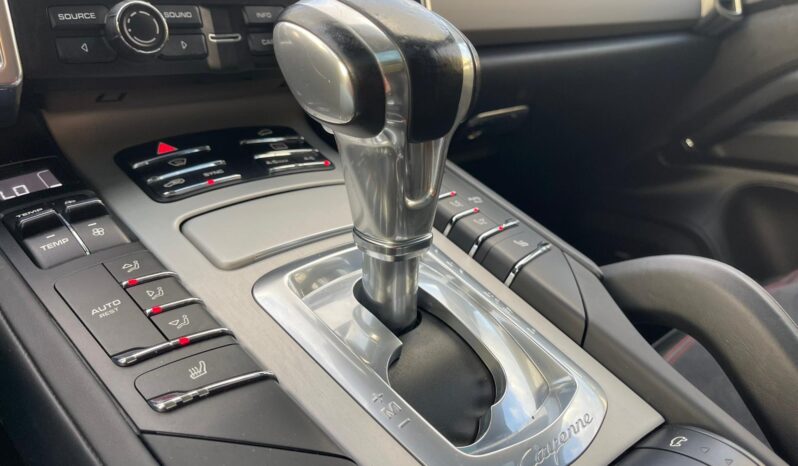 
								PORSCHE CAYENNE GTS 441CV full									