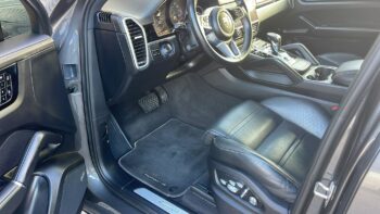 PORSCHE CAYENNE COUPE E HYBRID