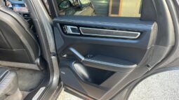 
										PORSCHE CAYENNE COUPE E HYBRID full									