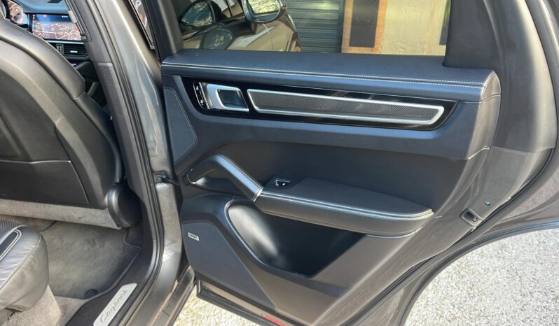 
								PORSCHE CAYENNE COUPE E HYBRID full									