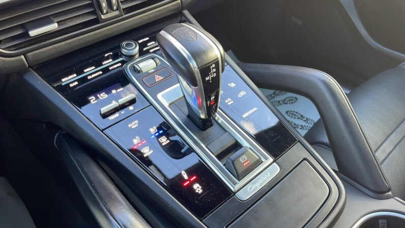 
								PORSCHE CAYENNE COUPE E HYBRID full									