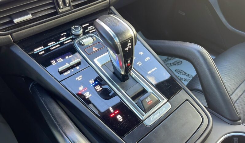 
								PORSCHE CAYENNE COUPE E HYBRID full									