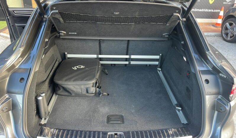 
								PORSCHE CAYENNE COUPE E HYBRID full									