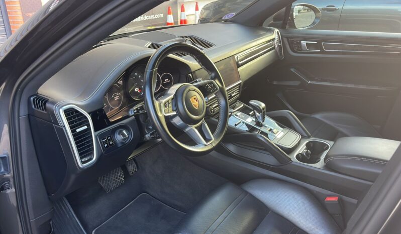 
								PORSCHE CAYENNE COUPE E HYBRID full									