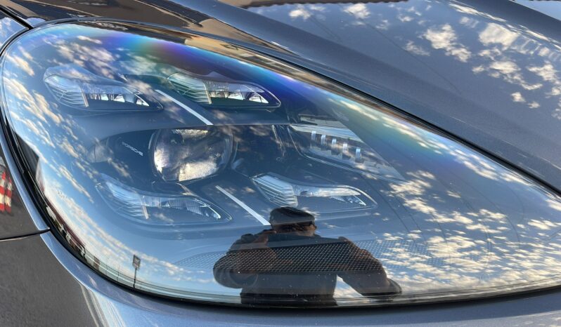 
								PORSCHE CAYENNE COUPE E HYBRID full									