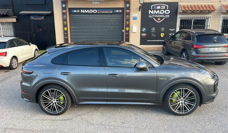 
								PORSCHE CAYENNE COUPE E HYBRID full									