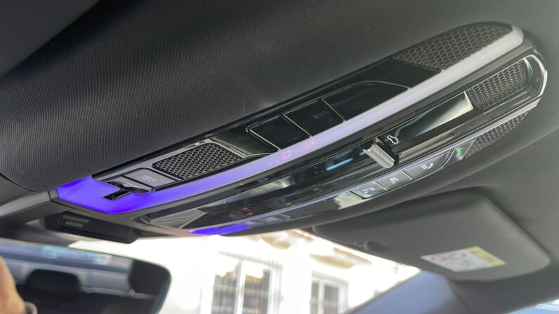 
								PORSCHE CAYENNE COUPE E HYBRID full									