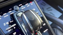 
										PORSCHE CAYENNE COUPE E HYBRID full									