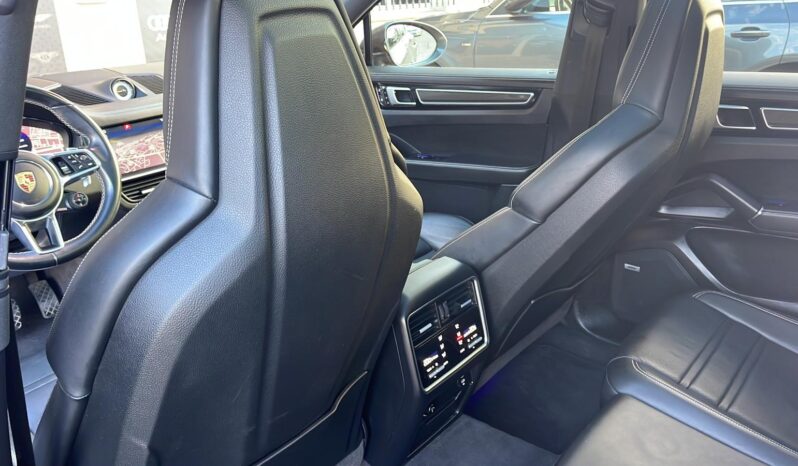 
								PORSCHE CAYENNE COUPE E HYBRID full									