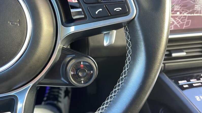 
								PORSCHE CAYENNE COUPE E HYBRID full									