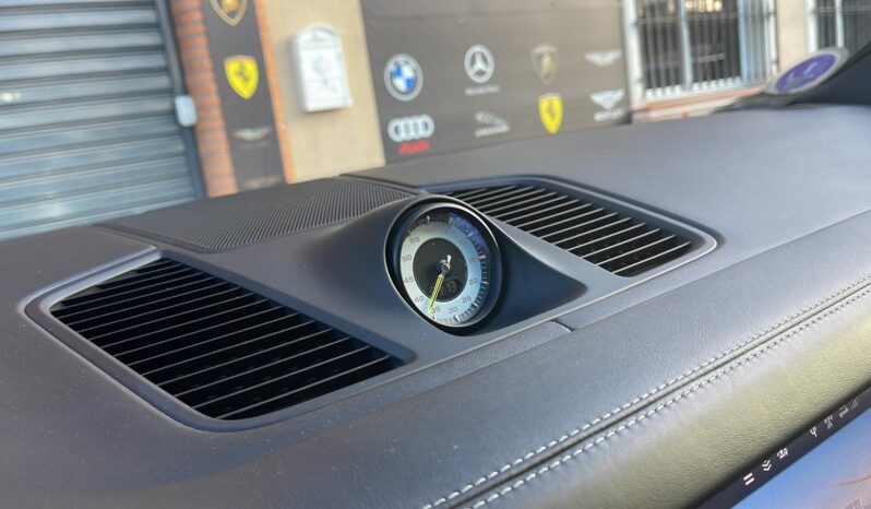 
								PORSCHE CAYENNE COUPE E HYBRID full									