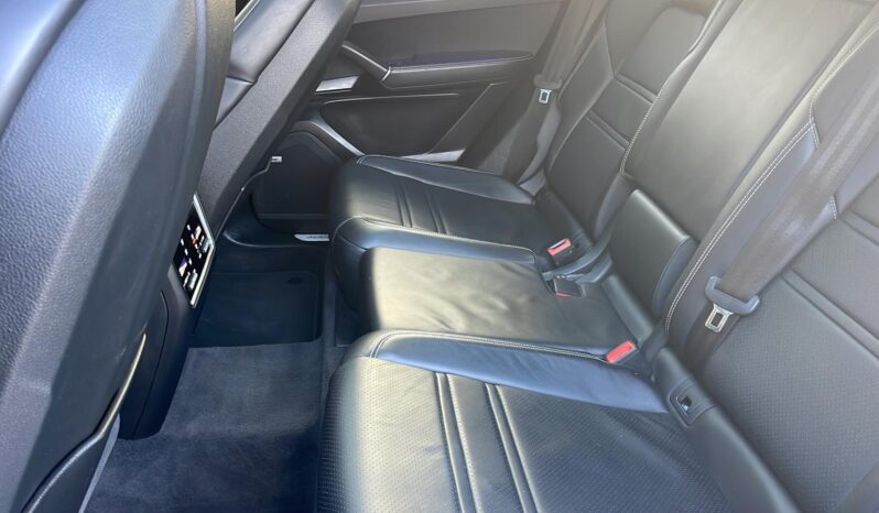 
								PORSCHE CAYENNE COUPE E HYBRID full									