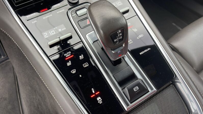 
								PORSCHE PANAMERA TURBO S EXCLUSIVE full									