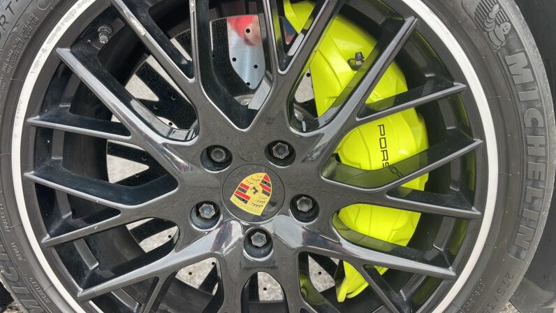 
								PORSCHE PANAMERA TURBO S EXCLUSIVE full									